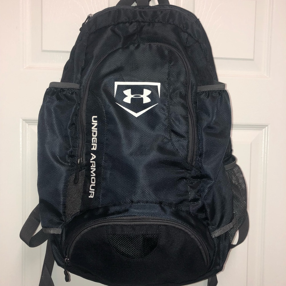 Under Armour baseball Batbag! Play ball!⚾️⚾️